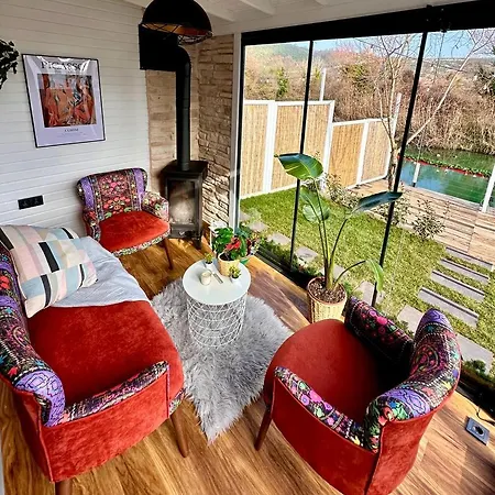 Whitehousesagva Tatil Evi